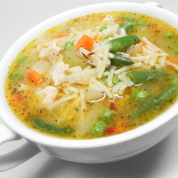 Becky's Gluten-Free Slow Cooker Chicken Vegetable Soup