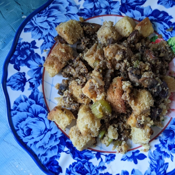 Sweet and Savory Sausage Cornbread Stuffing