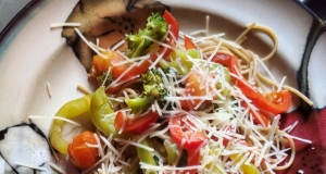 Linguini with Broccoli and Red Peppers