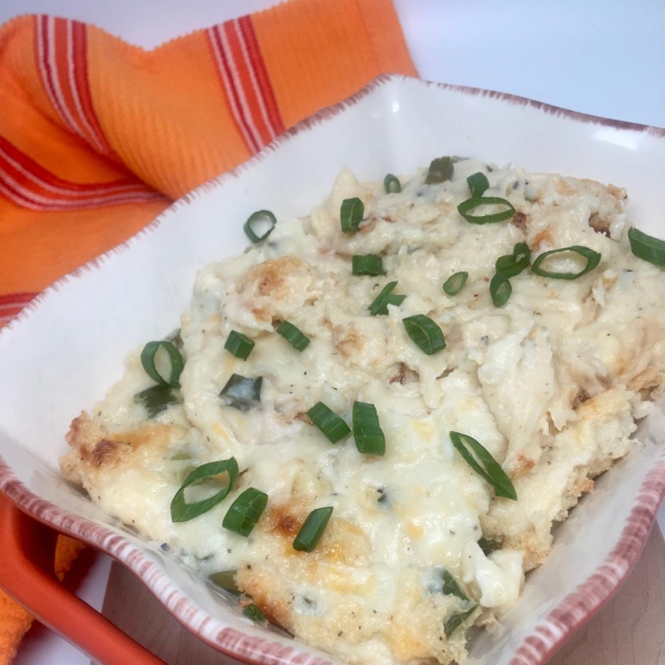 Mama's Famous Cheesy Mashed Potato Casserole