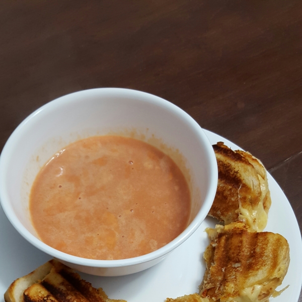 Smoked Gouda and Apple Grilled Cheese