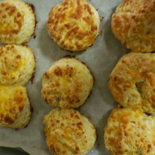 Cheddar-Thyme Flaky Biscuits