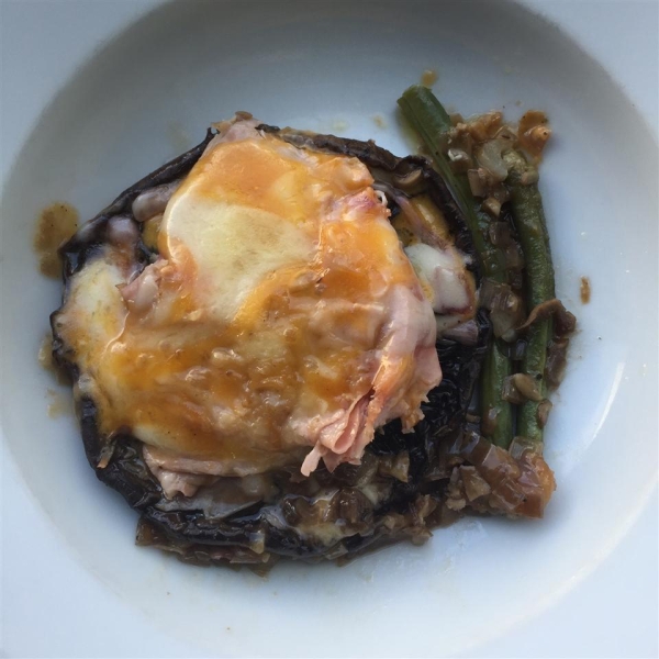 French-Style Stuffed Portobellos with Green Beans