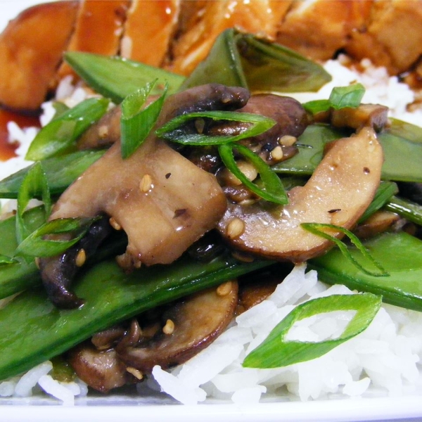 Stir Fried Snow Peas and Mushrooms