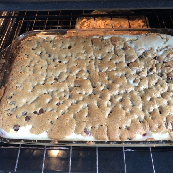 Easy Chocolate Chip Cookie Dough Cheesecake