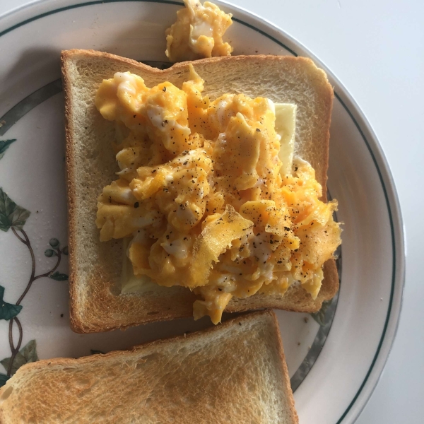 Scrambled Eggs Done Right