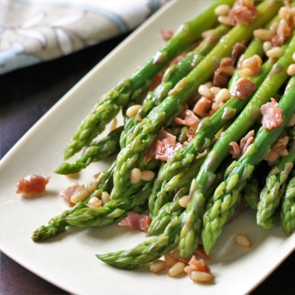Asparagus with Prosciutto and Pine Nuts