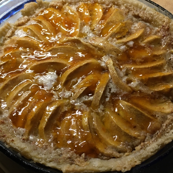 French Apple Tart (Tarte de Pommes a la Normande)