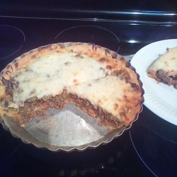 Cheesy Beef Crescent Casserole