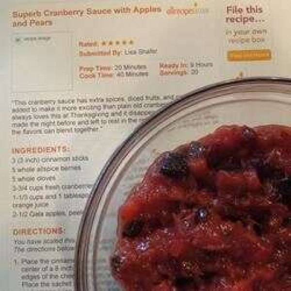 Superb Cranberry Sauce with Apples and Pears