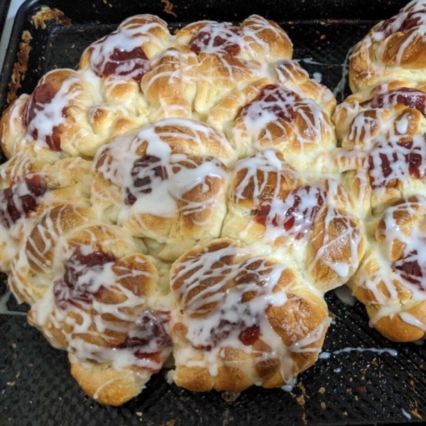 Pull-Apart Easter Blossom Bread