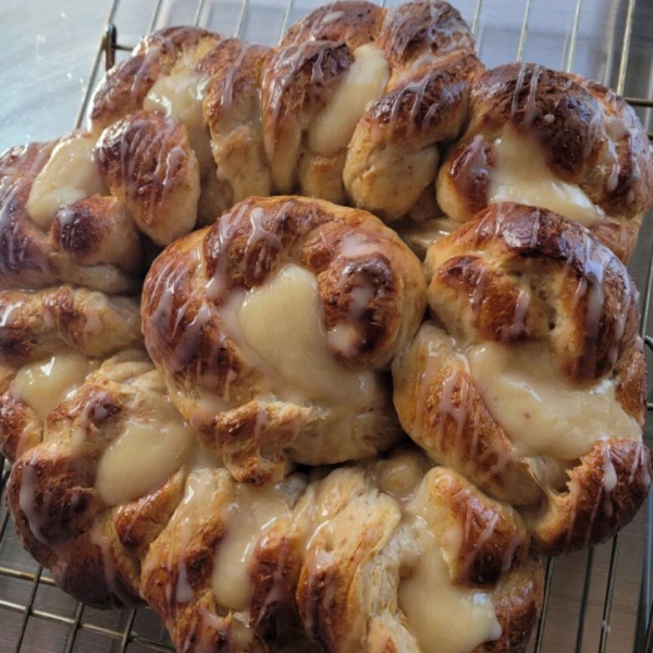 Pull-Apart Easter Blossom Bread