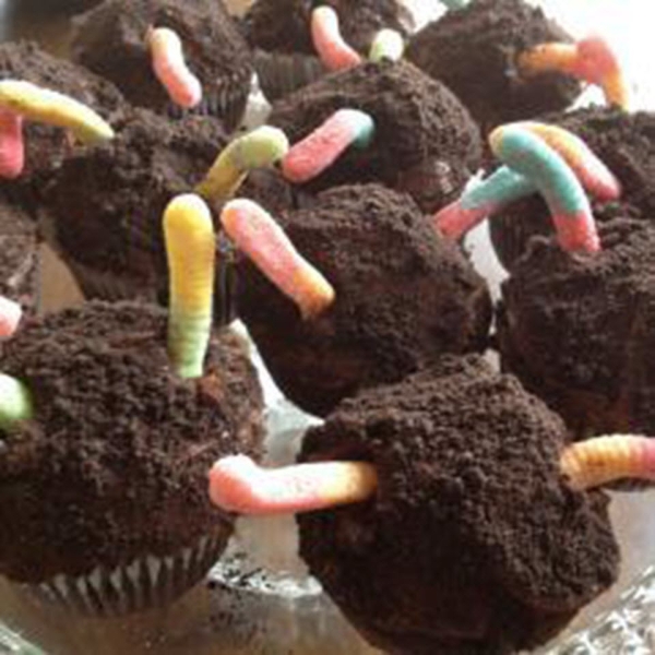 Worm Cake